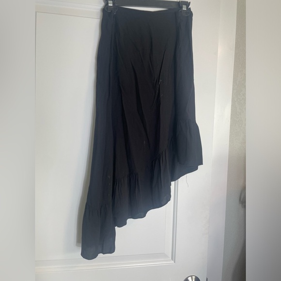 Nine West large black asymmetrical skirt - Picture 2 of 6